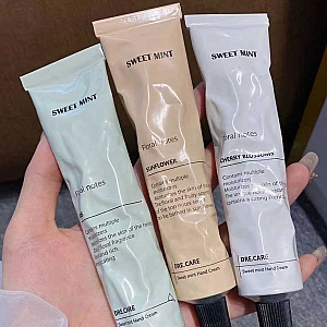 Крем для рук «Floral notes» Крем для рук «Floral notes»