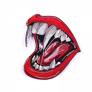 Нашивка «Vampire teeth»