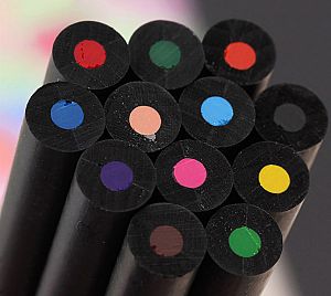 Набор карандашей с точилкой «Black color»