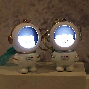 Светящийся брелок «Cosmonaut»