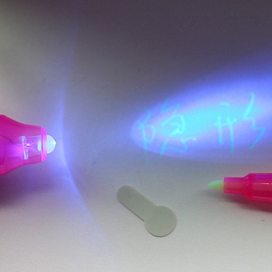 Ультрафиолетовый маркер-фонарик